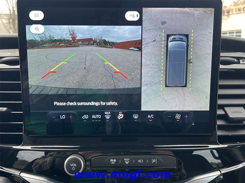 Used 2023 Ford Transit 350 XLT image 6