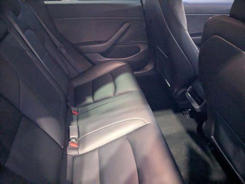 Used 2019 Tesla Model 3 Standard Range Plus image 18