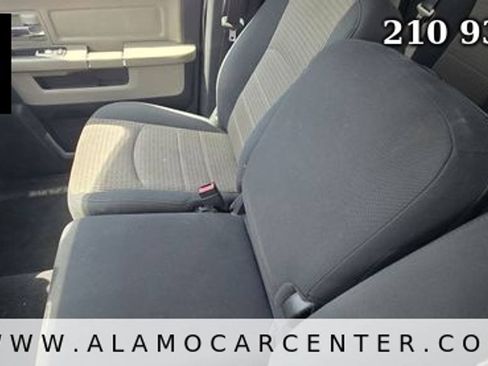 Used 2012 RAM 1500 Classic SLT RWD image 37