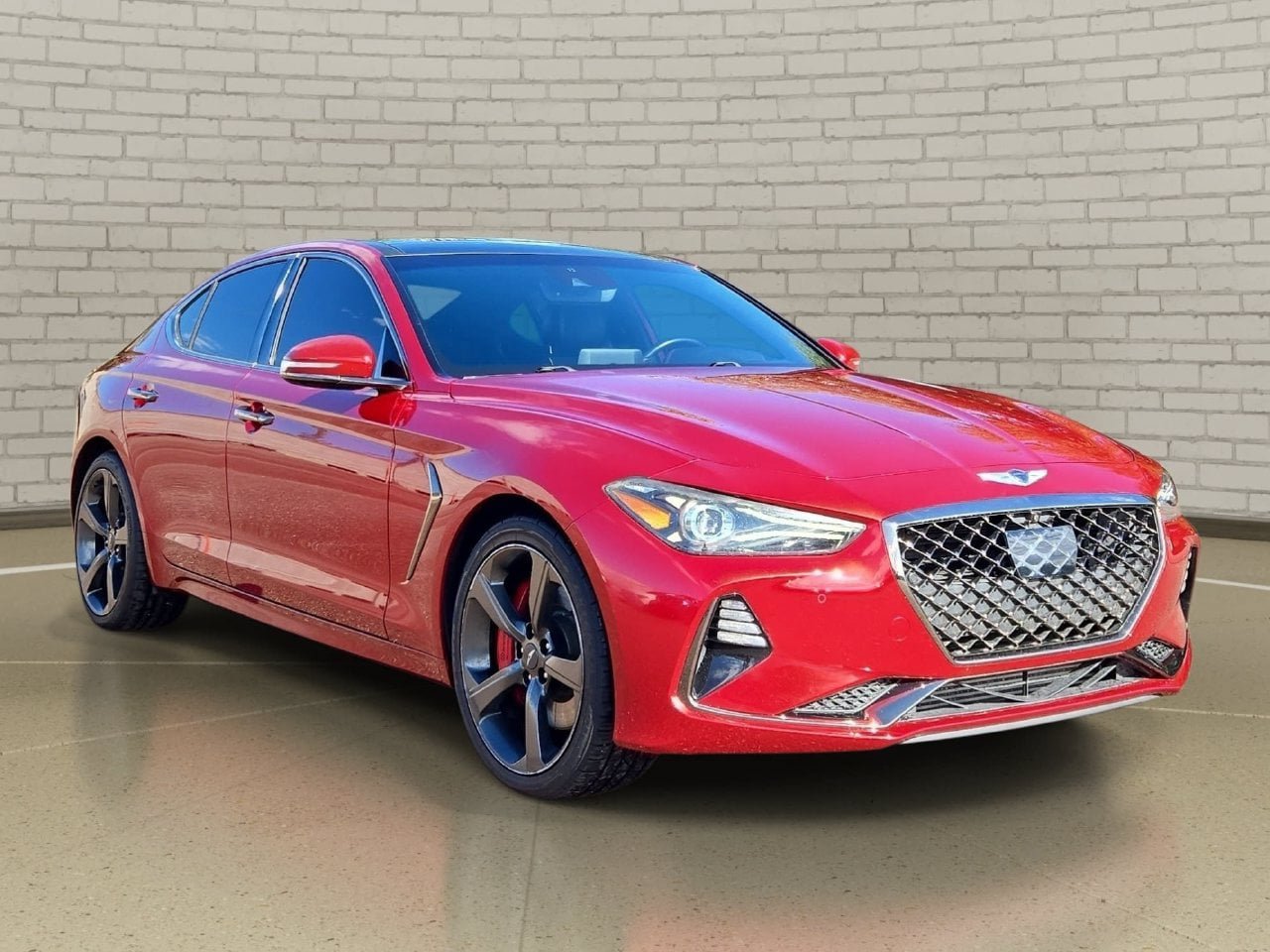 Used 2019 Genesis G70 3.3T Dynamic RWD image 3
