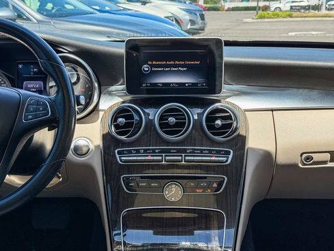 Used 2016 Mercedes-Benz C 300 4MATIC Sedan image 13