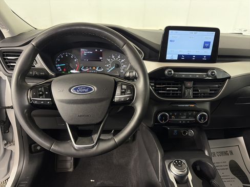 Used 2022 Ford Escape SEL AWD/4WD image 13