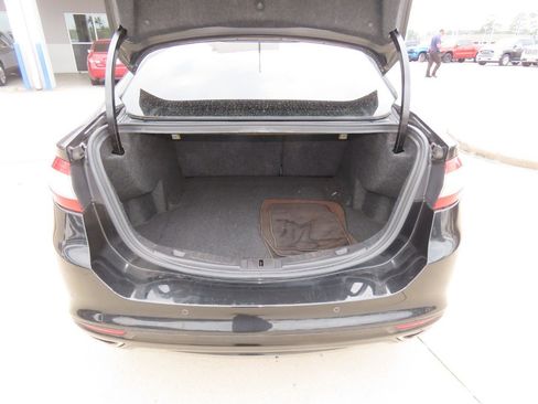 Used 2014 Ford Fusion Titanium FWD image 14