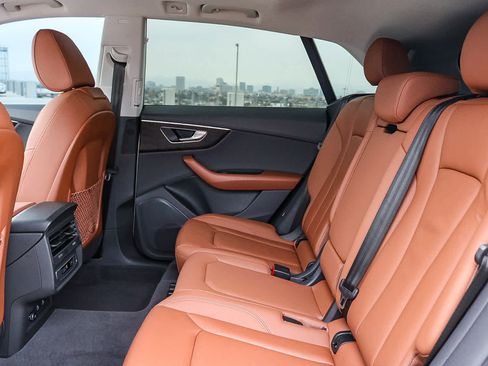 Used 2023 Audi Q8 Premium w/ Convenience Package image 26