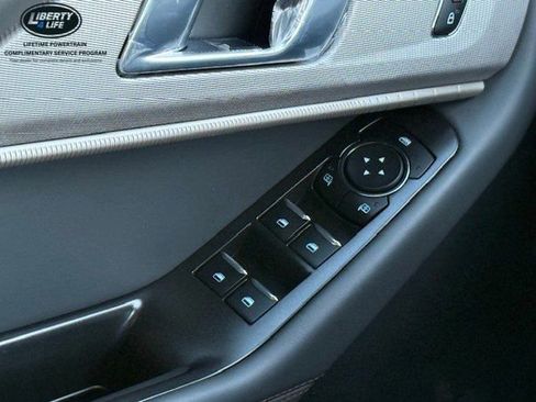 New 2026 Ford Explorer Active image 33