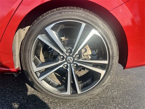 Used 2020 Nissan Sentra SR w/ Electronics Package image 37