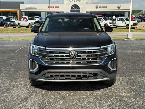 Used 2024 Volkswagen Atlas SE FWD image 6