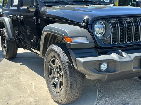 Certified 2025 Jeep Wrangler Unlimited Sport AWD/4WD image 7