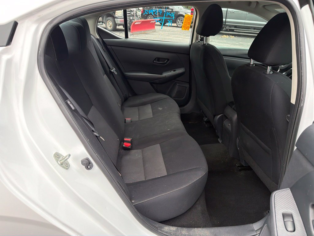 Used 2025 Nissan Sentra SV FWD image 19