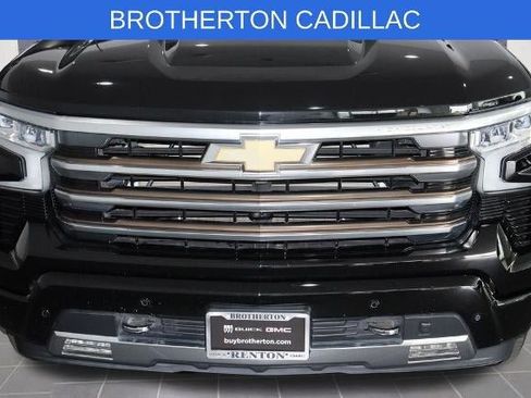 Used 2023 Chevrolet Silverado 1500 High Country w/ Technology Package AWD/4WD image 13