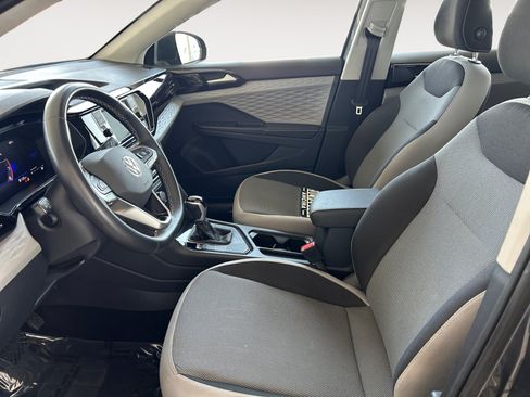 Used 2024 Volkswagen Taos S FWD image 18