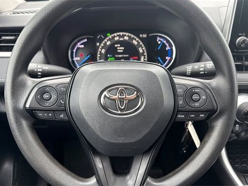 Used 2023 Toyota RAV4 LE image 28