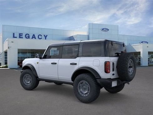 New 2025 Ford Bronco Badlands AWD/4WD image 4