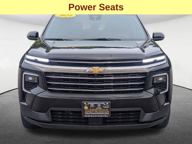 Used 2024 Chevrolet Traverse LT AWD/4WD image 11