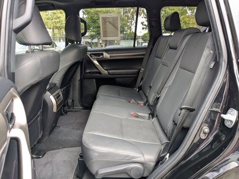 Used 2020 Lexus GX 460 Premium w/ Premium Package AWD/4WD image 19