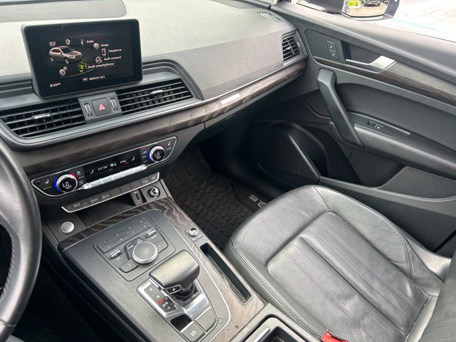 Used 2019 Audi Q5 2.0T Premium w/ Convenience Package AWD/4WD image 11