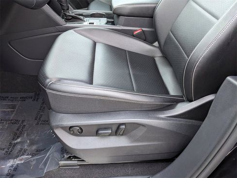 Certified 2023 Volkswagen Atlas SE image 24