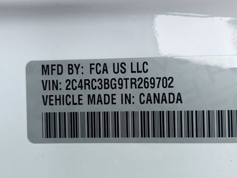 New 2026 Chrysler Pacifica Select AWD/4WD image 30
