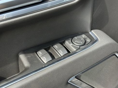 New 2026 GMC Sierra 1500 Elevation image 25