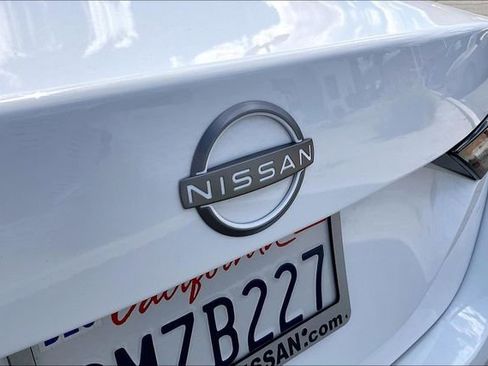 Certified 2025 Nissan Sentra SV FWD image 31