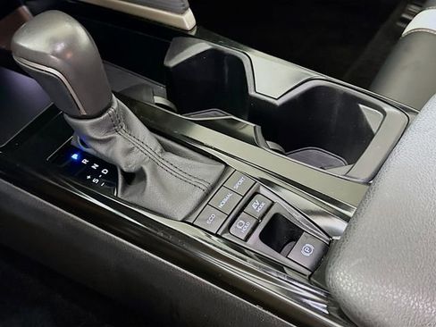 Certified 2025 Toyota Camry SE FWD image 21