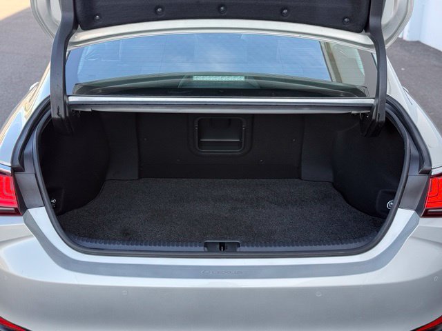 Used 2019 Lexus ES 300h w/ Premium Package FWD image 39