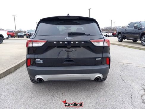 Used 2020 Ford Escape SE image 10