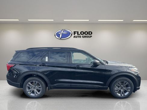 New 2026 Ford Explorer Active w/ Active Comfort Package AWD/4WD image 4