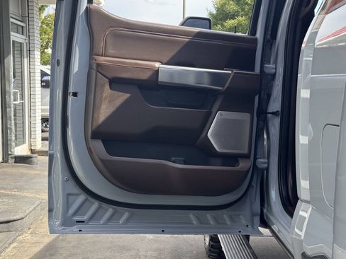 Used 2024 Ford F350 King Ranch AWD/4WD image 33