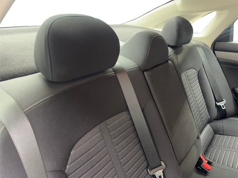 Used 2025 Kia K5 LXS image 40