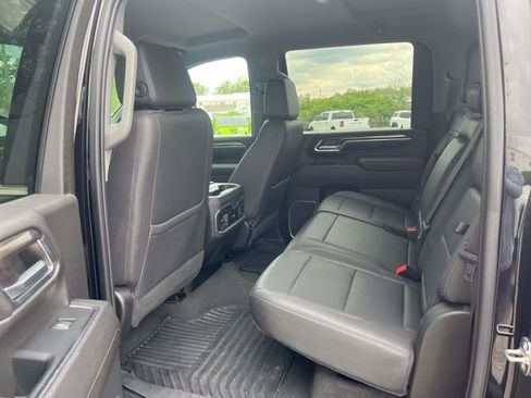 Used 2024 Chevrolet Silverado 3500 LTZ w/ LTZ Plus Package AWD/4WD image 4