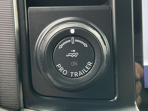 Used 2021 Ford F150 Platinum w/ Max Trailer Tow Package AWD/4WD image 41