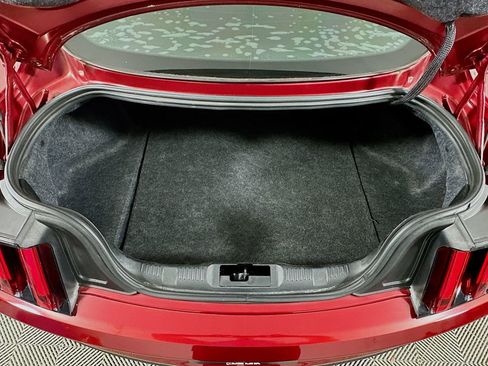 Used 2017 Ford Mustang GT Premium image 30