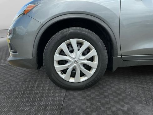 Used 2015 Nissan Rogue S AWD/4WD image 14