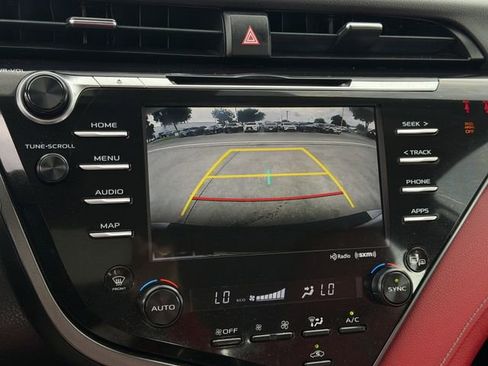 Used 2019 Toyota Camry XSE FWD image 18