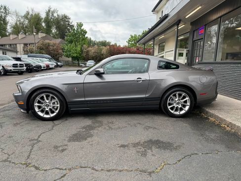 Used 2011 Ford Mustang Premium w/ 202A Rapid Spec Order Code image 6