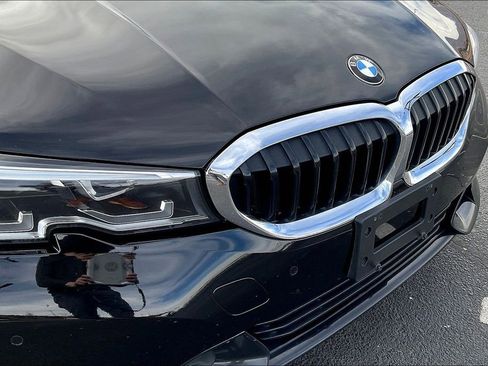 Used 2019 BMW 330i xDrive Sedan w/ Convenience Package image 32