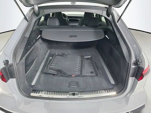 Certified 2022 Audi RS 6 w/ Executive Package AWD/4WD image 28