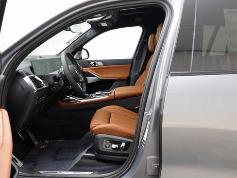 New 2026 BMW X7 M60i AWD/4WD image 5