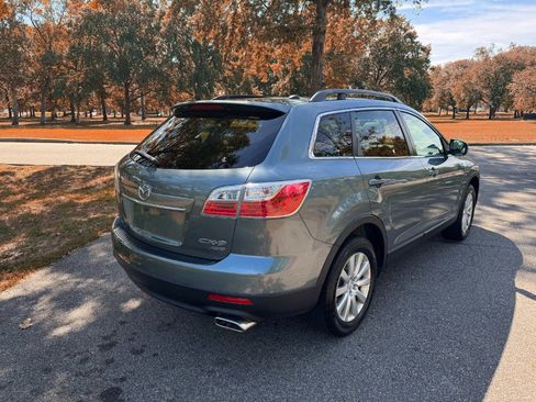 Used 2010 MAZDA CX-9 Touring w/ Moonroof & Bose Audio Pkg image 6