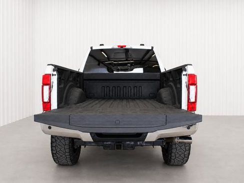 Used 2022 Ford F250 King Ranch w/ King Ranch Ultimate Package AWD/4WD image 7