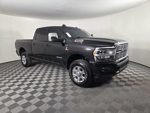 Used 2024 RAM 2500 Laramie w/ Safety Group AWD/4WD image 2