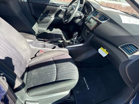 Used 2019 Nissan Sentra SV FWD image 14