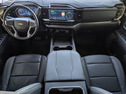 Used 2024 Chevrolet Silverado 2500 LTZ w/ LTZ Plus Package image 5