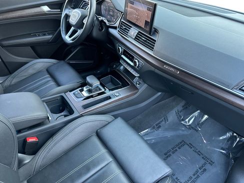 Used 2024 Audi Q5 2.0T Prestige w/ Prestige Package AWD/4WD image 19