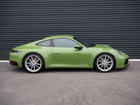 Used 2022 Porsche 911 Carrera S RWD image 23