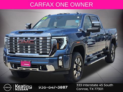 Used 2025 GMC Sierra 3500 Denali w/ Technology Package AWD/4WD image 4