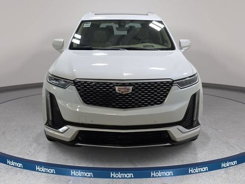 Certified 2025 Cadillac XT6 Premium Luxury w/ Platinum Package AWD/4WD image 2