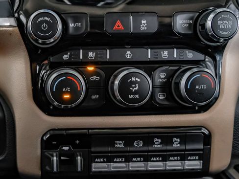 Used 2022 RAM 3500 Laramie AWD/4WD image 26