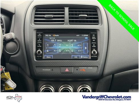 Used 2025 Mitsubishi Outlander Sport ES AWD/4WD image 16